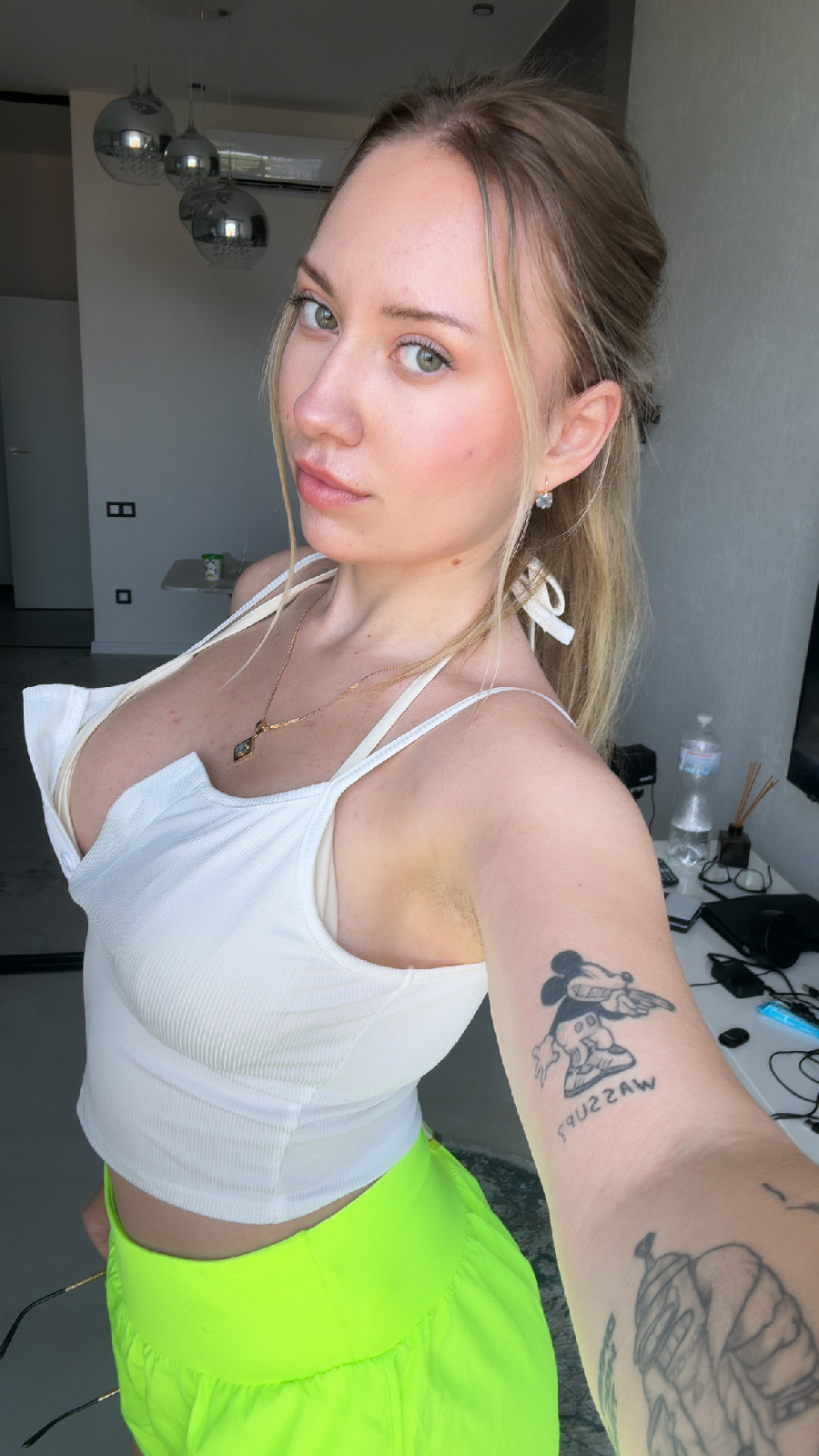 KateV in her underwear in San Francisco