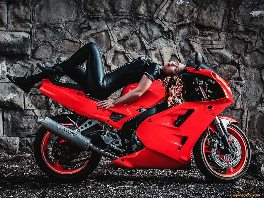 Beautiful girl Beautiful girls and motorcycles in San Francisco