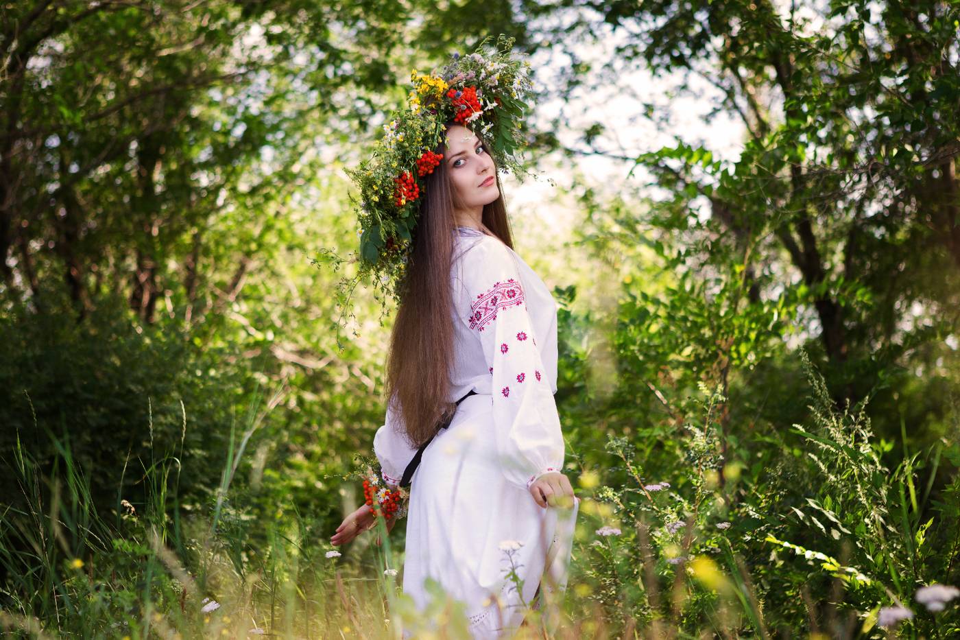 Slavic girls brings the glow — live moments in San Francisco