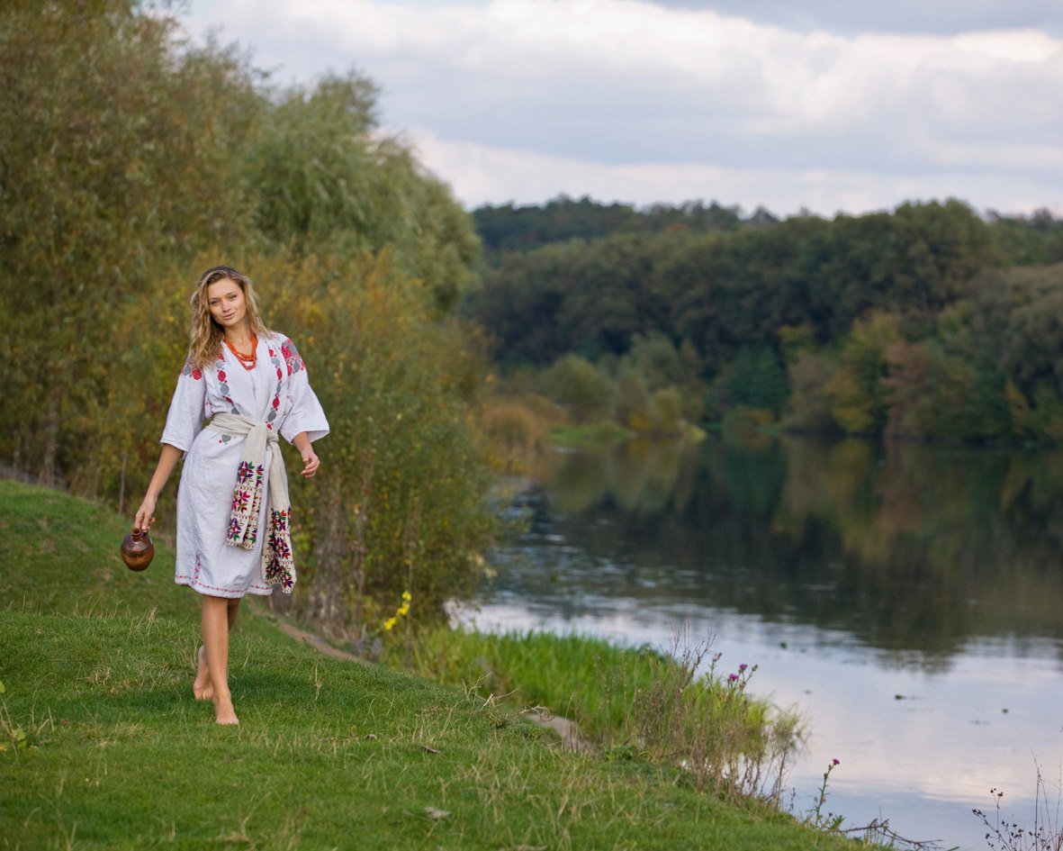 Nude girl Slavic women in San Francisco