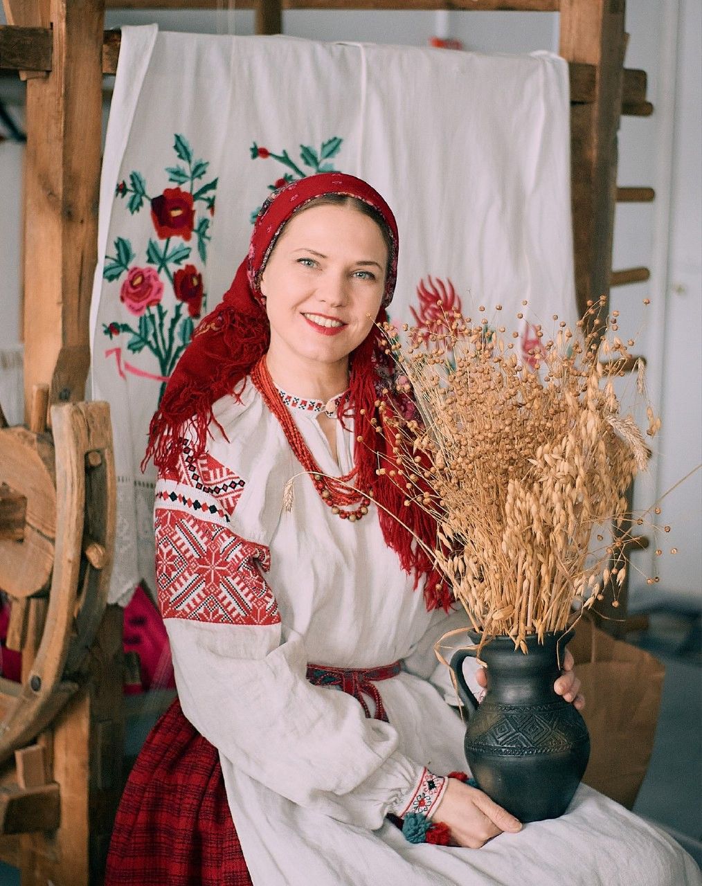 Women in Slavic costumes in San Francisco