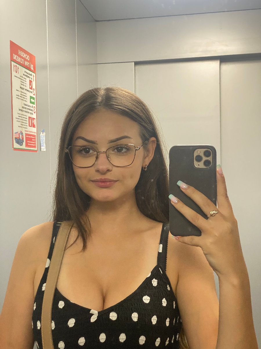 Sexy model Stacy in San Francisco