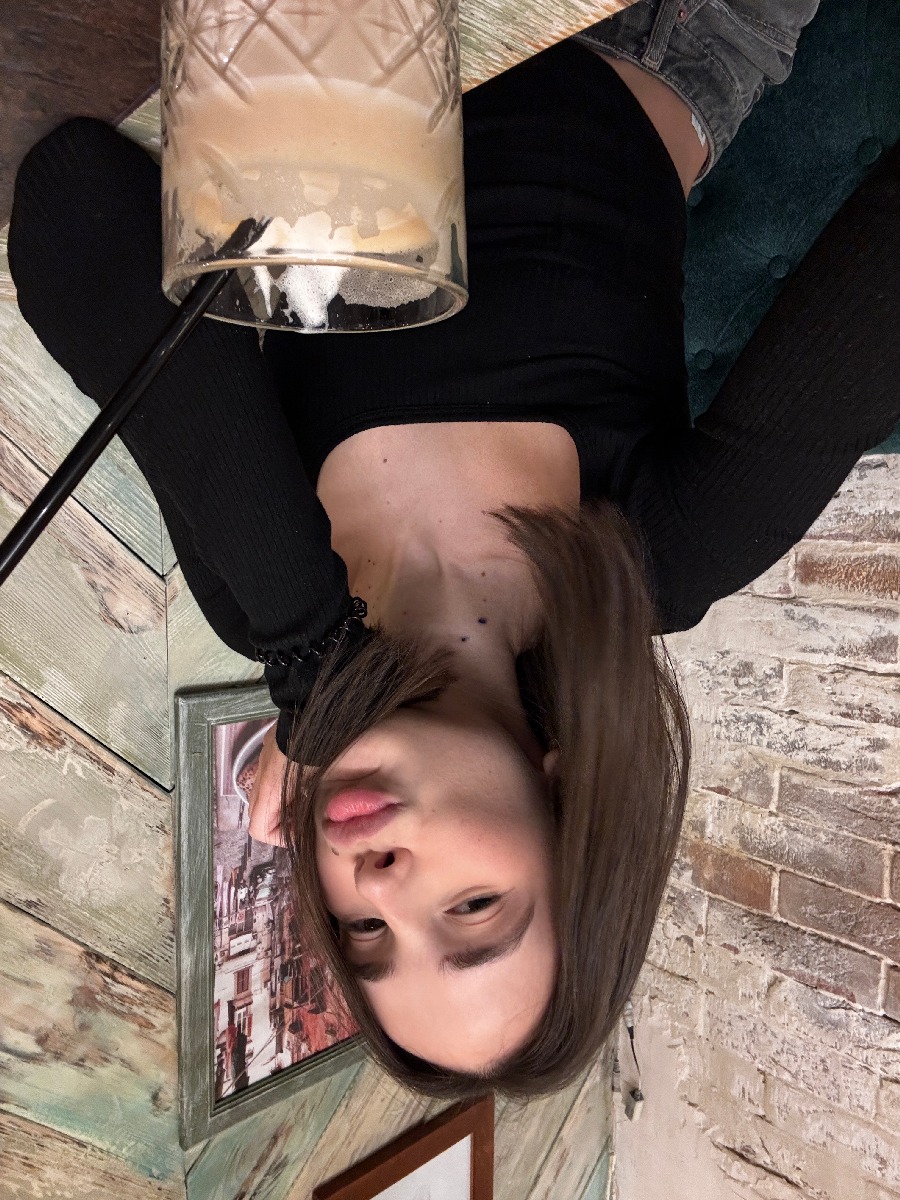 Fresh photos, fresh mood — Tina online in San Francisco