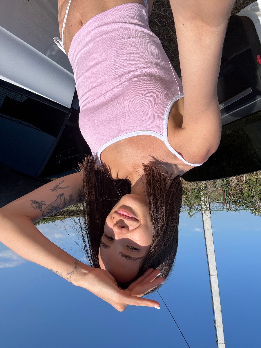 Sexy model Tina in San Francisco